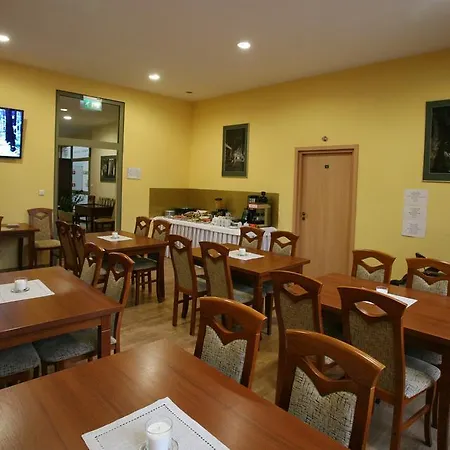 Pokoje Goscinne Mlyn Solny 招待所